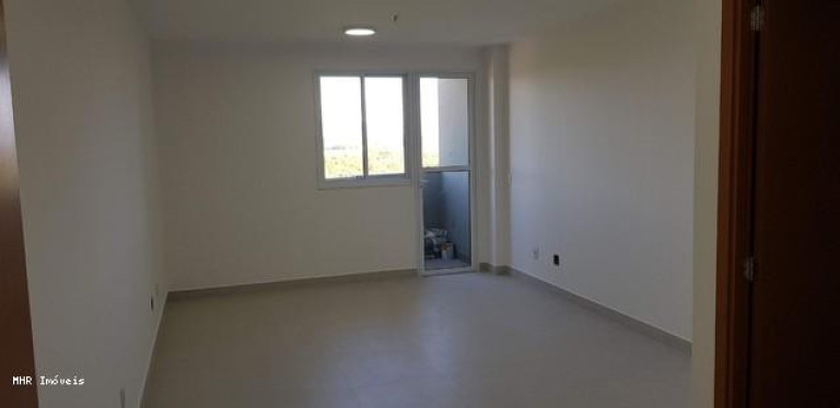 Imóvel Comercial à Venda, 27 m² em Jardim Camburi - Vitória