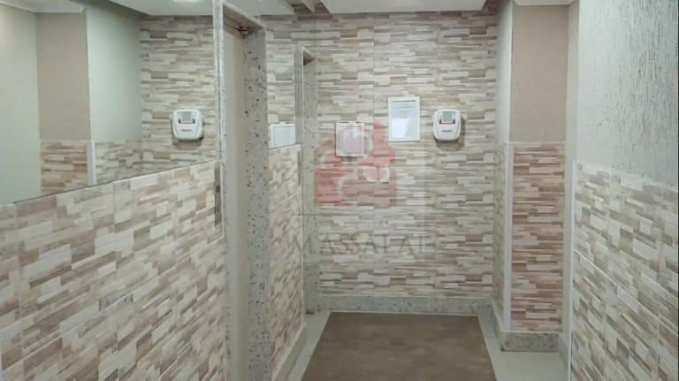 Imagem Apartamento com 1 Quarto à Venda, 32 m² em Centro - Porto Alegre Imagem Apartamento com 1 Quarto à Venda, 32 m² em Centro - Porto Alegre