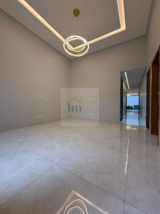 Imagem Casa com 3 Quartos à Venda, 160 m² em Setor Urias Magalhães - Goiânia Imagem Casa com 3 Quartos à Venda, 160 m² em Setor Urias Magalhães - Goiânia