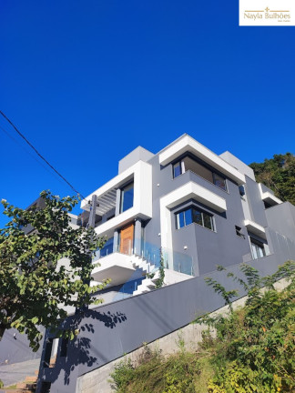 Imagem Casa com 3 Quartos à Venda, 290 m² em Forquilhas - São José
