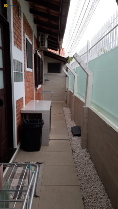 Imagem Casa com 3 Quartos à Venda, 247 m² em Cachoeira Do Bom Jesus - Florianópolis