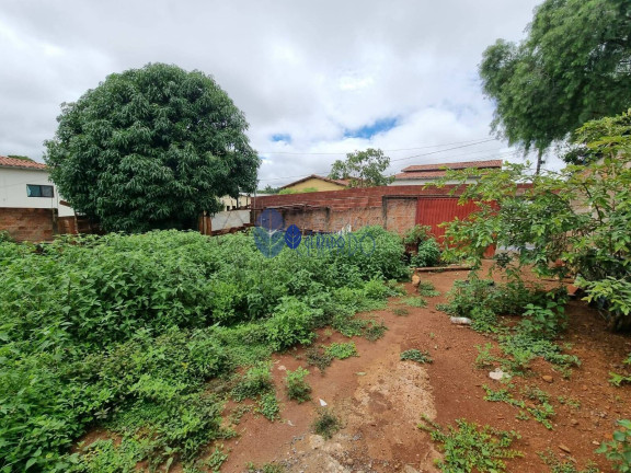 Terreno à Venda, 450 m² em Anexo Maracananzinho - Anápolis