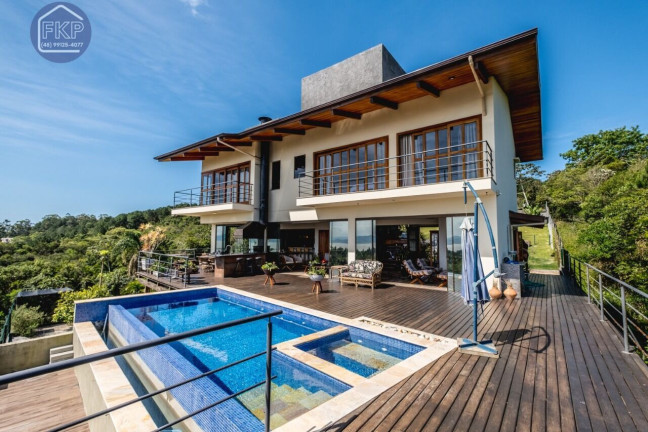 Imagem Casa com 3 Quartos à Venda, 450 m² em João Paulo - Florianópolis