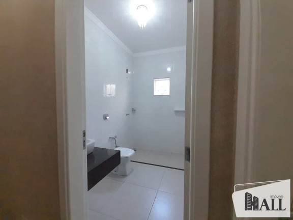 Imagem Casa com 3 Quartos à Venda, 212 m² em Jardim Flamboyant - Mirassol Imagem Casa com 3 Quartos à Venda, 212 m² em Jardim Flamboyant - Mirassol