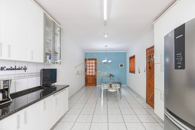 Imagem Casa com 3 Quartos à Venda, 243 m² em Umuarama - Osasco