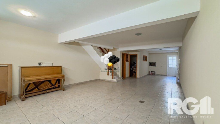 Imagem Casa com 4 Quartos à Venda, 282 m² em Chácara Das Pedras - Porto Alegre Imagem Casa com 4 Quartos à Venda, 282 m² em Chácara Das Pedras - Porto Alegre