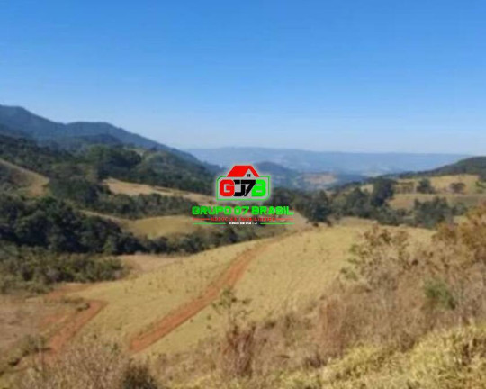 Fazenda à Venda, 111 m² em Centro - Sapucaí-mirim