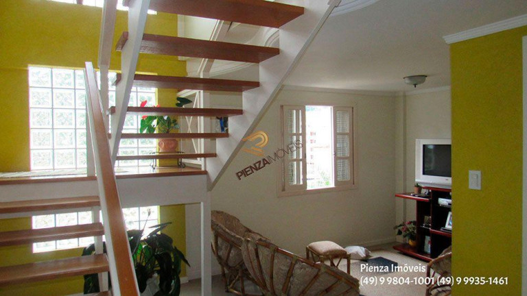 Imagem Casa com 3 Quartos à Venda, 240 m² em Jardim - Concórdia Imagem Casa com 3 Quartos à Venda, 240 m² em Jardim - Concórdia