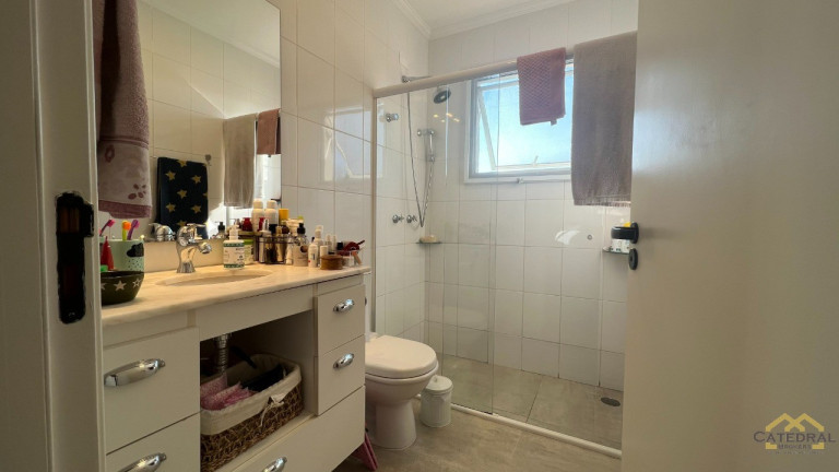 Imagem Imóvel com 4 Quartos à Venda, 157 m² em Medeiros - Jundiaí Imagem Imóvel com 4 Quartos à Venda, 157 m² em Medeiros - Jundiaí
