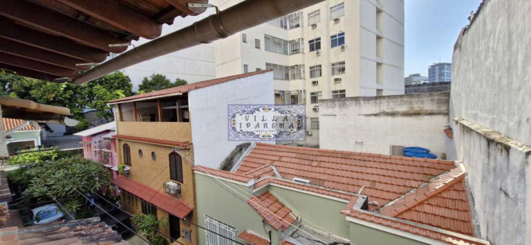 Imagem Casa de Vila com 6 Quartos à Venda, 300 m² em Tijuca - Rio De Janeiro Imagem Casa de Vila com 6 Quartos à Venda, 300 m² em Tijuca - Rio De Janeiro