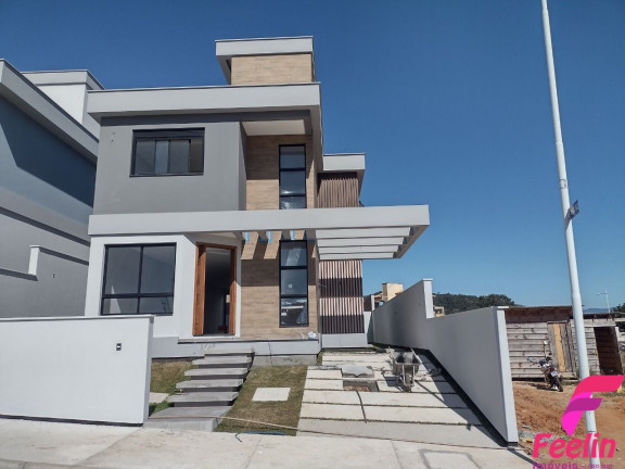 Imagem Casa com 4 Quartos à Venda, 199 m² em Rio Tavares - Florianópolis