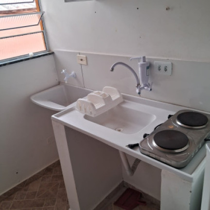 Imagem Kitnet com 1 Quarto para Alugar, 12 m² em Itaquera - São Paulo