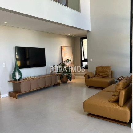 Imagem Casa à Venda, 630 m² em Guarajuba - Camaçari Imagem Casa à Venda, 630 m² em Guarajuba - Camaçari