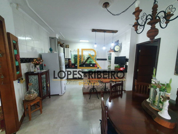 Imagem Casa com 3 Quartos à Venda, 270 m² em Jardim Paraíso - Botucatu