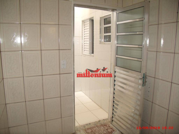 Imagem Casa com 1 Quarto para Alugar, 20 m² em Parque Boturussu - São Paulo