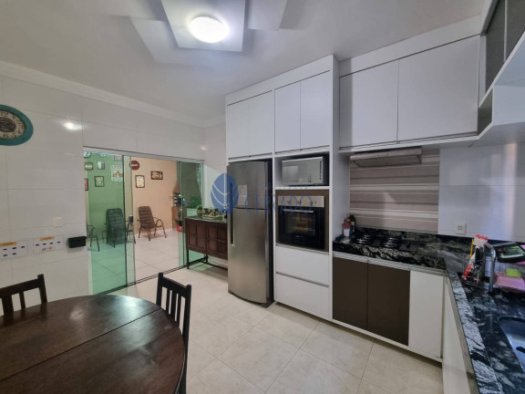 Imagem Casa com 3 Quartos à Venda, 200 m² em Jardim Itália - Anápolis