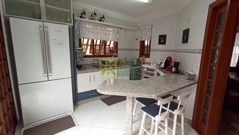 Imagem Casa com 3 Quartos à Venda, 335 m² em Canto Grande - Bombinhas