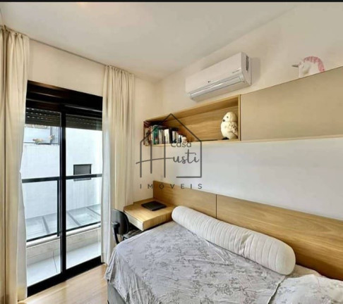 Imagem Casa de Condomínio com 4 Quartos à Venda, 190 m² em Parque Rincão - Cotia Imagem Casa de Condomínio com 4 Quartos à Venda, 190 m² em Parque Rincão - Cotia