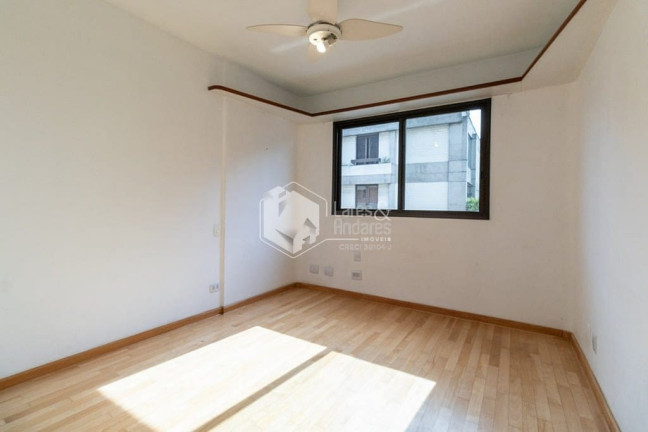 Imagem Apartamento com 3 Quartos à Venda, 209 m² em Itaim Bibi - São Paulo Imagem Apartamento com 3 Quartos à Venda, 209 m² em Itaim Bibi - São Paulo