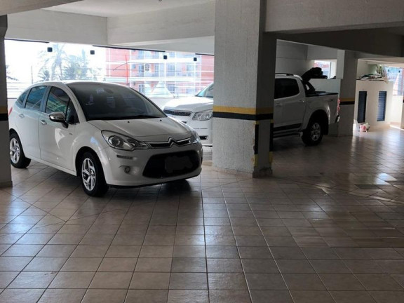 Imagem Imóvel com 4 Quartos à Venda, 170 m² em Meia Praia - Itapema