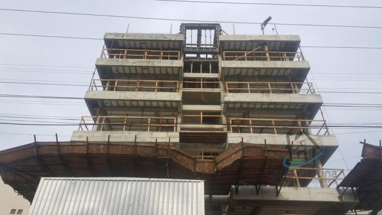 Imagem Imóvel com 4 Quartos à Venda, 250 m² em Caiobá - Matinhos