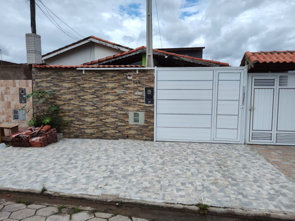 Casa com 4 Quartos à Venda,  em Jardim Das Flores - Peruíbe