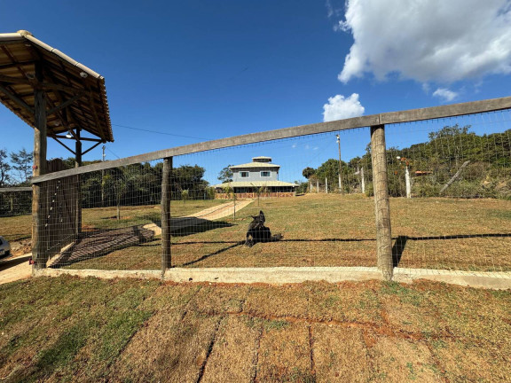 Imagem Chácara com 6 Quartos à Venda, 2 m² em Zona Rural - Itatiaiuçu Imagem Chácara com 6 Quartos à Venda, 2 m² em Zona Rural - Itatiaiuçu