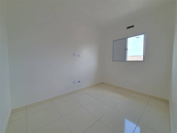 Imagem Casa com 2 Quartos à Venda, 48 m² em Jardim Melvi - Praia Grande Imagem Casa com 2 Quartos à Venda, 48 m² em Jardim Melvi - Praia Grande