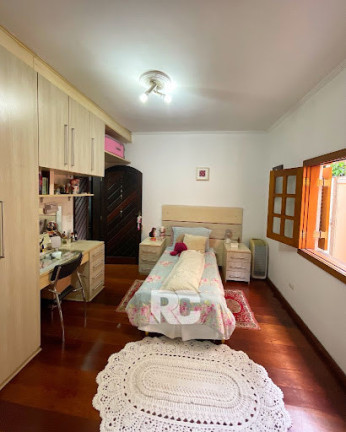 Imagem Casa com 3 Quartos à Venda, 260 m² em Condomínio Arujá 5 - Arujá Imagem Casa com 3 Quartos à Venda, 260 m² em Condomínio Arujá 5 - Arujá
