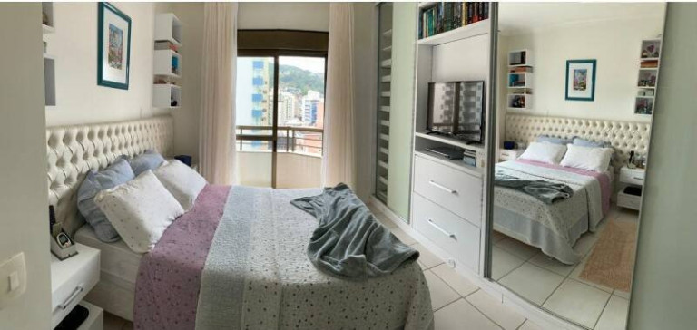Imagem Apartamento com 3 Quartos à Venda, 256 m² em Centro - Florianópolis Imagem Apartamento com 3 Quartos à Venda, 256 m² em Centro - Florianópolis
