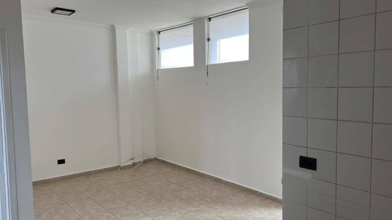 Imagem Apartamento com 2 Quartos para Alugar, 70 m² em Gonzaga - Santos