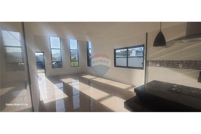 Imagem Casa de Condomínio com 3 Quartos à Venda, 173 m² em Cajueiros - Maricá Imagem Casa de Condomínio com 3 Quartos à Venda, 173 m² em Cajueiros - Maricá