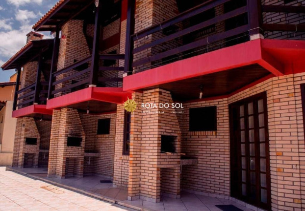 Casa com 7 Quartos à Venda, 340 m² em Centro - Bombinhas