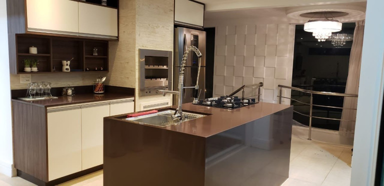 Imagem Casa com 4 Quartos à Venda, 240 m² em Camboinhas - Niterói