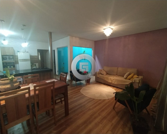 Imagem Casa com 3 Quartos à Venda, 200 m² em Novo Delfino - Montes Claros