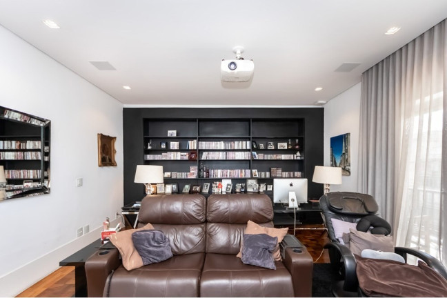 Imagem Apartamento com 2 Quartos à Venda, 392 m² em República - São Paulo Imagem Apartamento com 2 Quartos à Venda, 392 m² em República - São Paulo