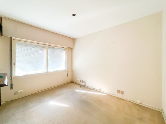 Imagem Apartamento com 3 Quartos à Venda, 283 m² em Moinhos De Vento - Porto Alegre