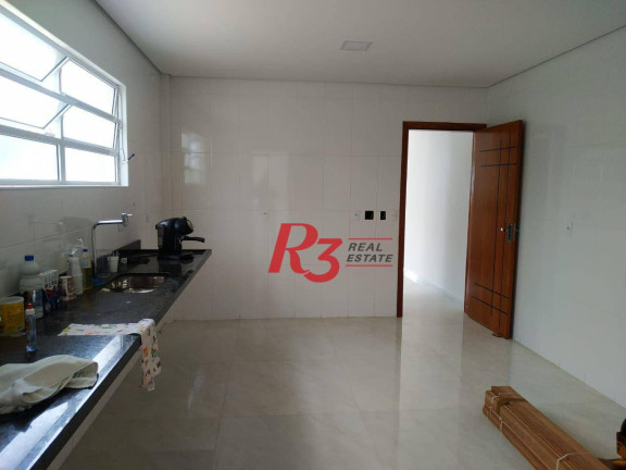 Imagem Sobrado com 3 Quartos à Venda, 1.752 m² em Boqueirão - Santos