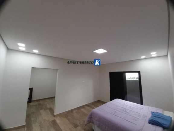 Imagem Casa de Condomínio com 4 Quartos à Venda, 257 m²