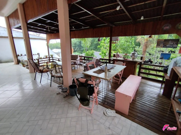 Imagem Casa com 3 Quartos à Venda, 130 m² em Itacorubi - Florianópolis Imagem Casa com 3 Quartos à Venda, 130 m² em Itacorubi - Florianópolis