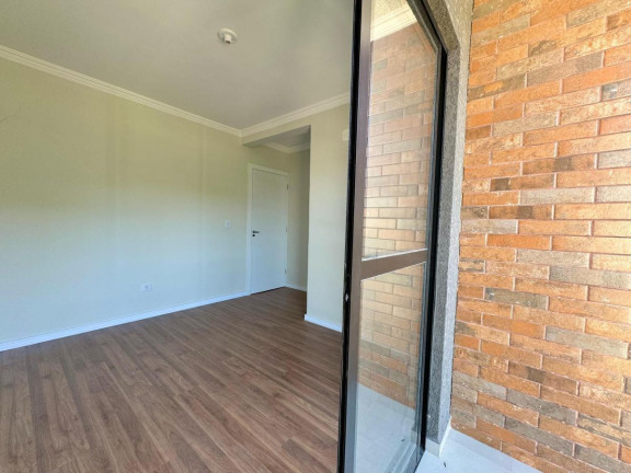 Imagem Casa com 3 Quartos à Venda, 126 m² em Uberaba - Curitiba