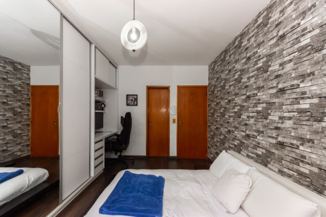 Imagem Casa com 4 Quartos à Venda, 188 m² em Vila Guedes - São Paulo