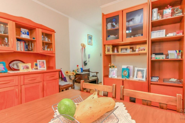 Imagem Imóvel com 3 Quartos à Venda, 77 m² em Menino Deus - Porto Alegre Imagem Imóvel com 3 Quartos à Venda, 77 m² em Menino Deus - Porto Alegre