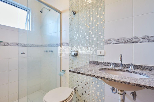 Imagem Sobrado com 3 Quartos à Venda, 170 m² em Lindóia - Curitiba
