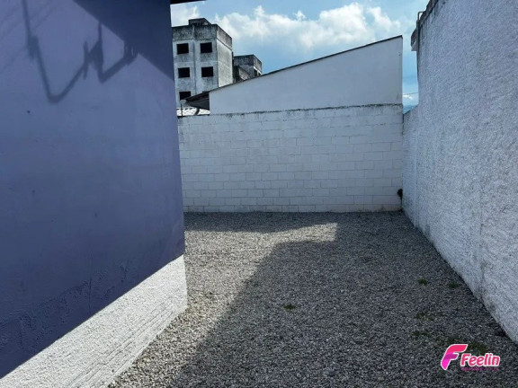 Imagem Casa com 4 Quartos à Venda, 120 m² em Rio Caveiras - Biguaçu Imagem Casa com 4 Quartos à Venda, 120 m² em Rio Caveiras - Biguaçu