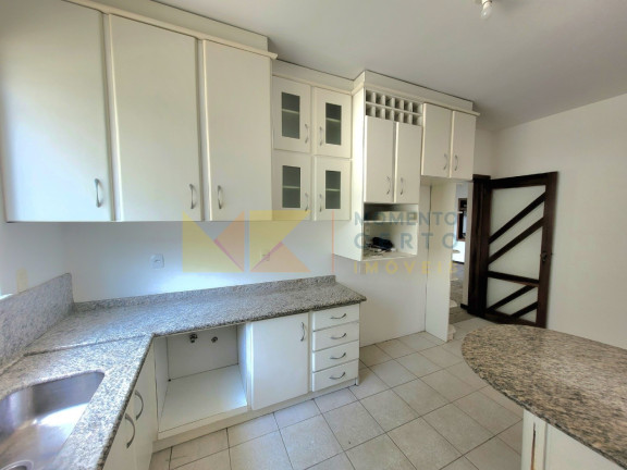 Casa com 4 Quartos para Alugar, 280 m² em Vila Nova - Blumenau