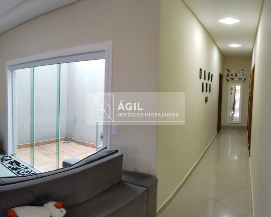 Imagem Casa com 3 Quartos à Venda, 250 m² em Loteamento Villa Branca - Jacareí Imagem Casa com 3 Quartos à Venda, 250 m² em Loteamento Villa Branca - Jacareí