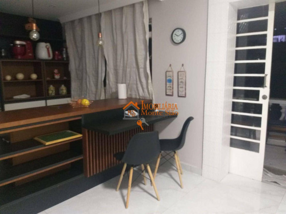 Imagem Sobrado com 3 Quartos à Venda, 315 m² em Vila Galvão - Guarulhos Imagem Sobrado com 3 Quartos à Venda, 315 m² em Vila Galvão - Guarulhos