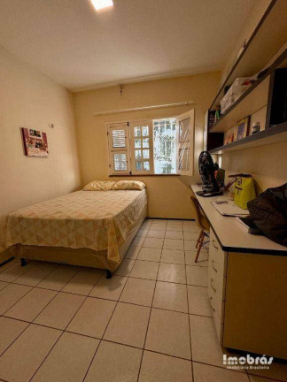 Imagem Casa com 5 Quartos à Venda, 186 m² em Edson Queiroz - Fortaleza Imagem Casa com 5 Quartos à Venda, 186 m² em Edson Queiroz - Fortaleza