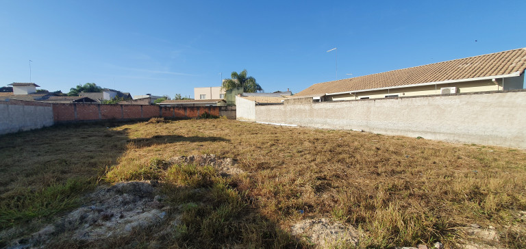 Imagem Terreno à Venda, 427 m² em Bandeirantes - Esmeraldas
